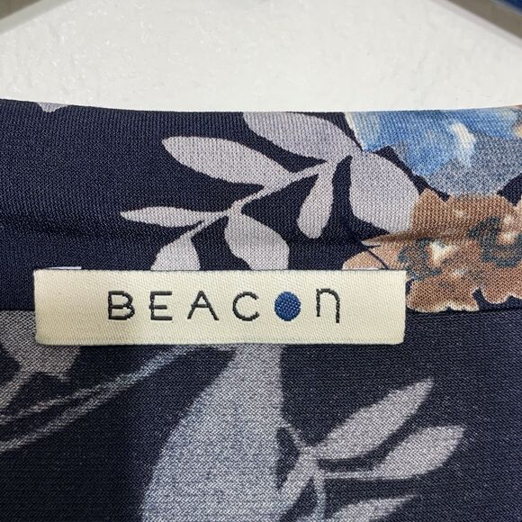 Beacon Sleeveless Floral Blouse Size Small Made In USA Navy Blue Stretch - Picture 5 of 6